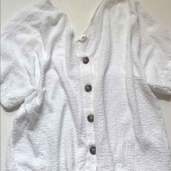 White button front s/s gauze shirt - Picture 2 of 3